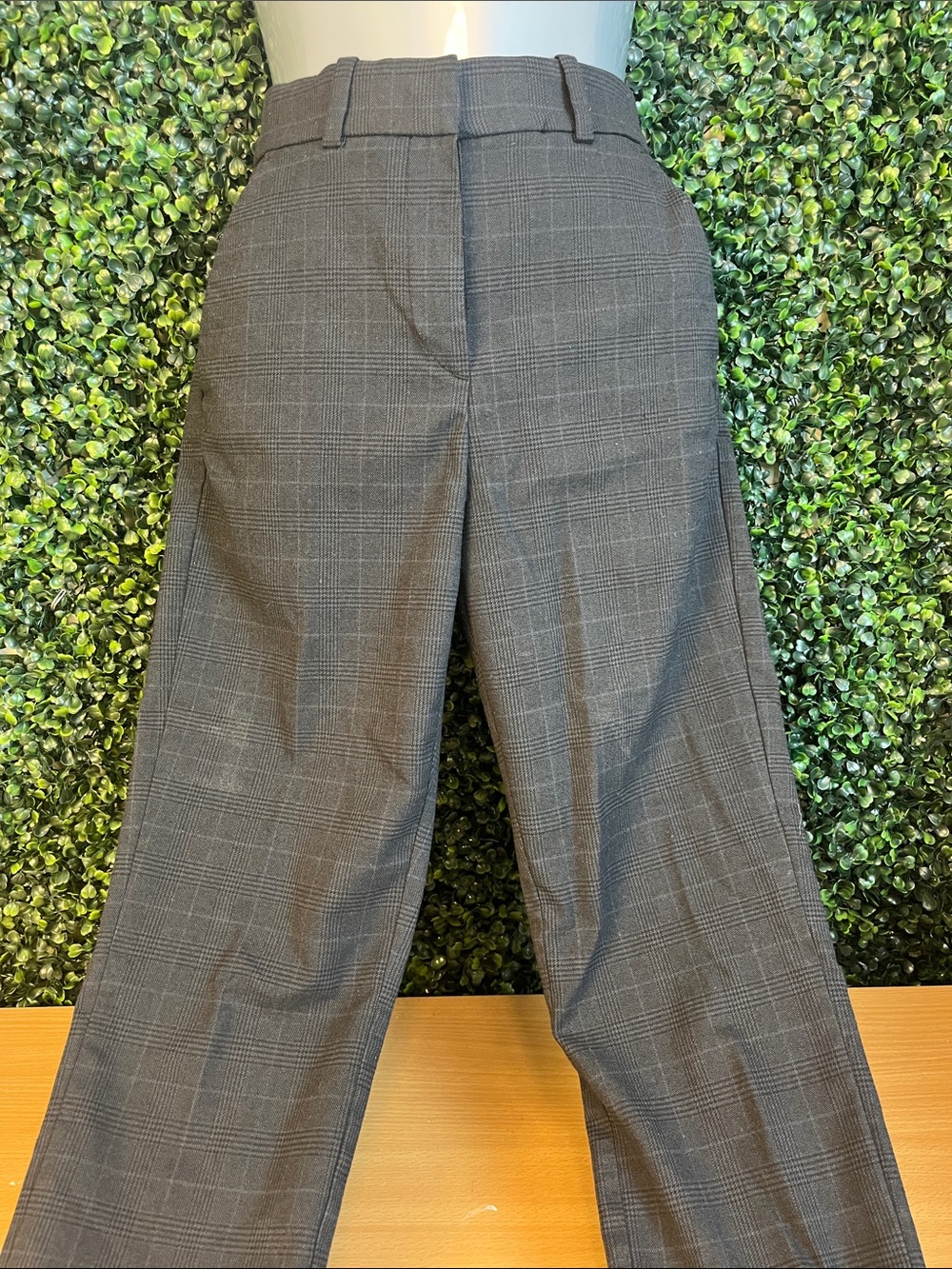 H&M Men's Gray Glen Plaid Dress Pants